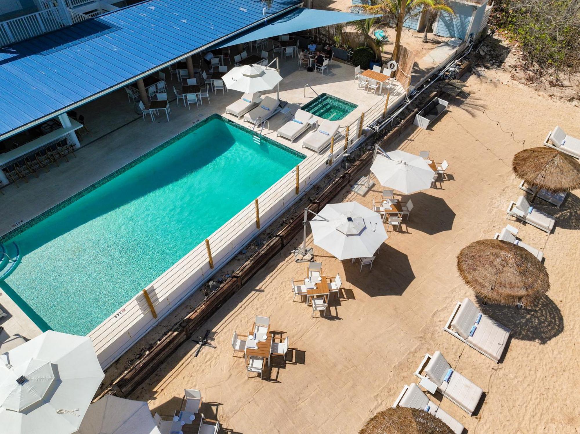 Cobalt Coast Resort West Bay Dış mekan fotoğraf